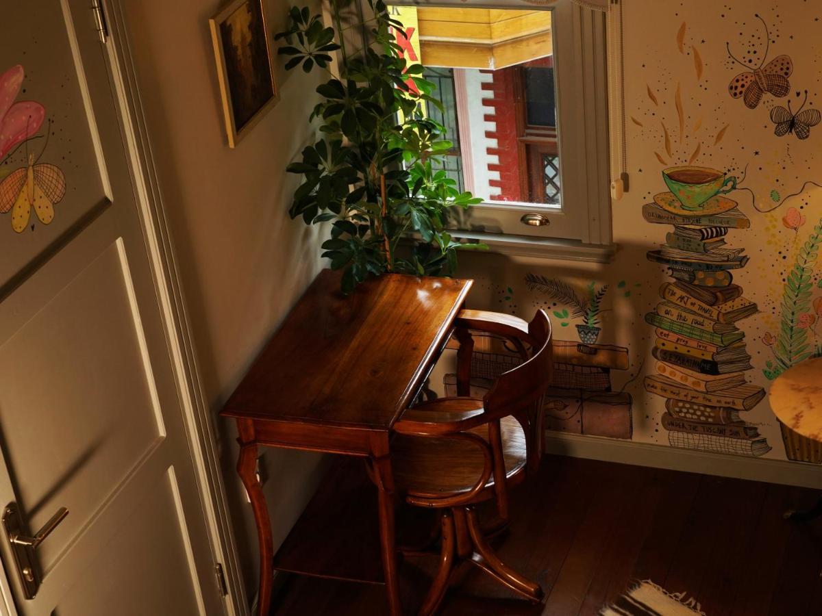 Tilas - Rooms In 19Th Century Wooden Townhouse,Kadikoy 伊斯坦布尔 外观 照片