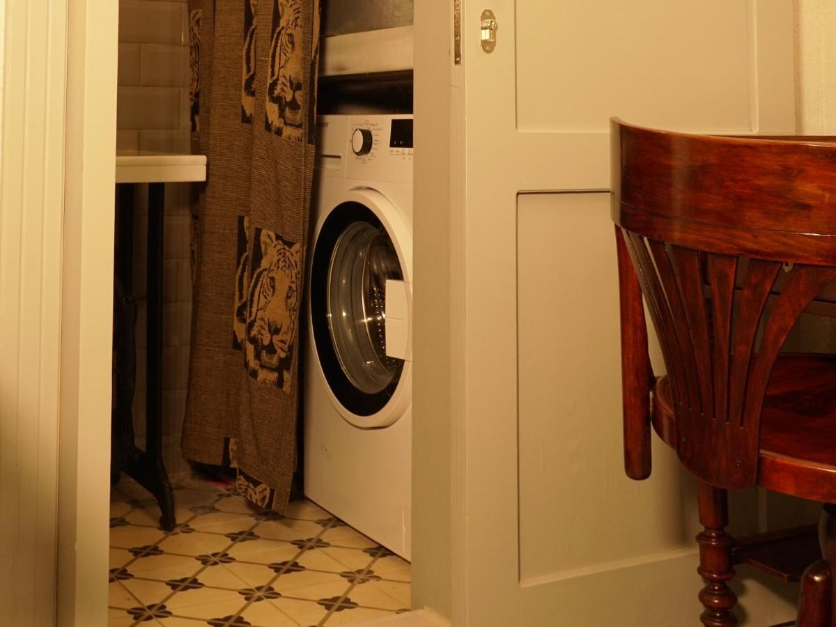 Tilas - Rooms In 19Th Century Wooden Townhouse,Kadikoy 伊斯坦布尔 外观 照片