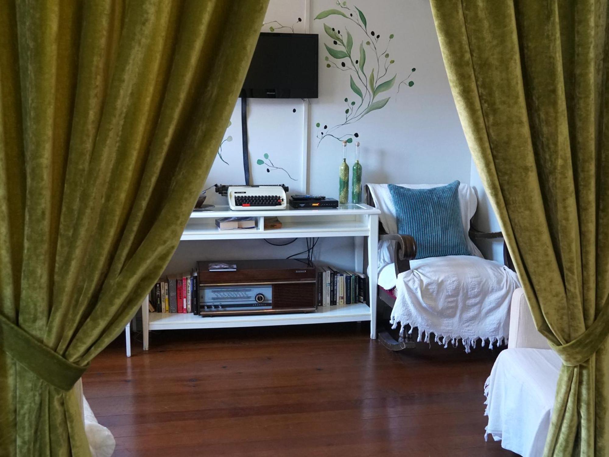 Tilas - Rooms In 19Th Century Wooden Townhouse,Kadikoy 伊斯坦布尔 外观 照片
